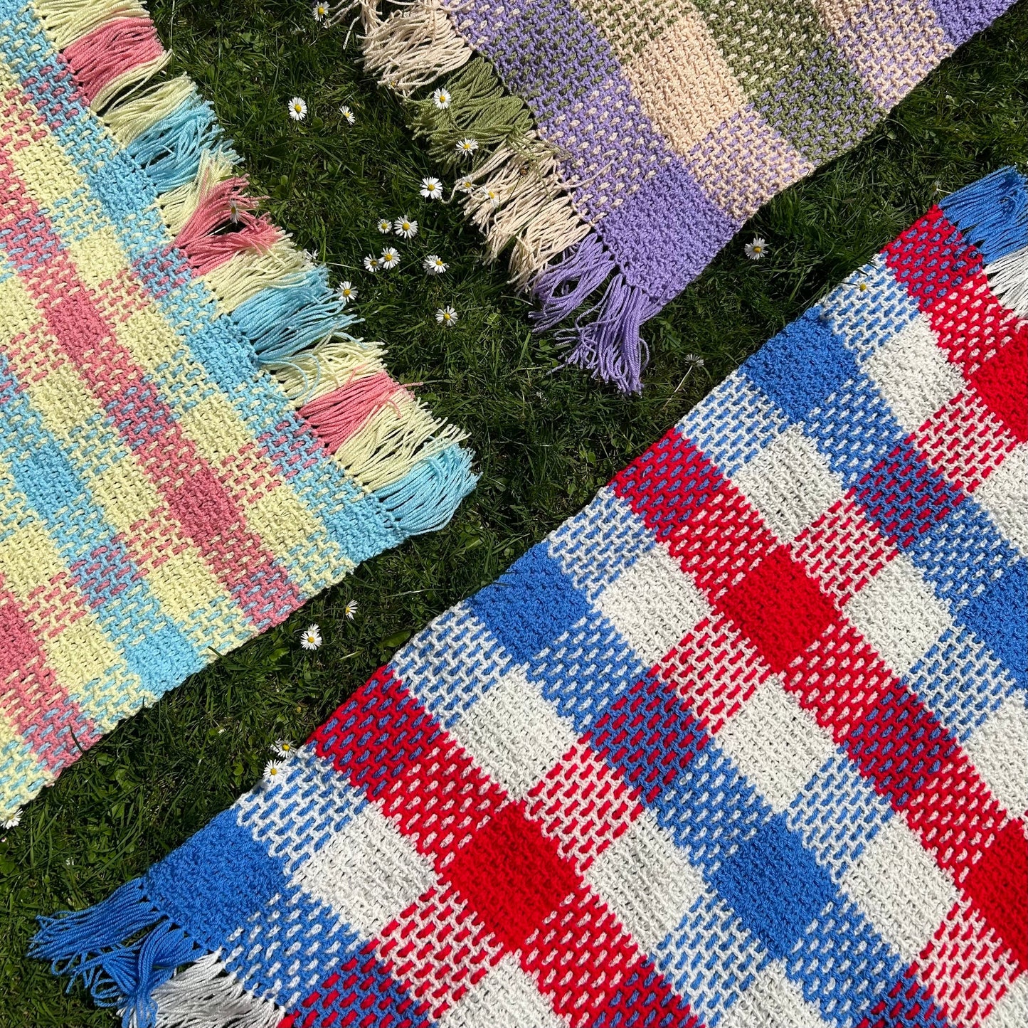 Spring Summer Picnic Throw