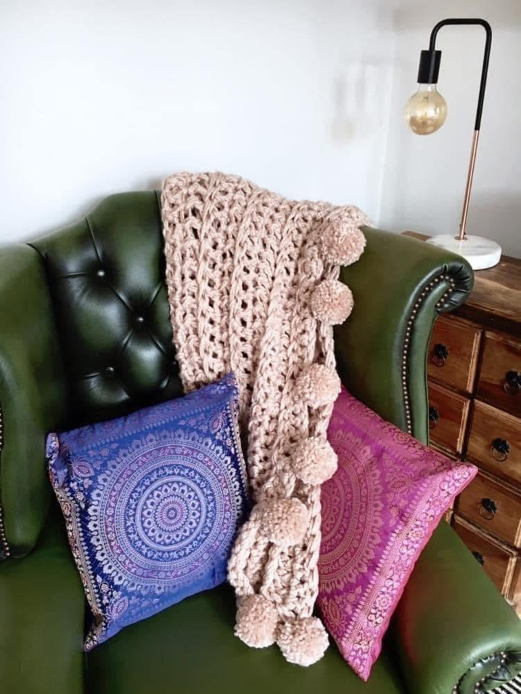 Super Chunky Pom Pom Blanket Crochet Workshop